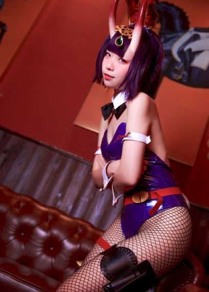 美女免费看_BD韩语HD高清在线观看