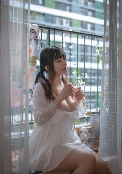 b级文件未删减版_BD英语手机免费观看完整