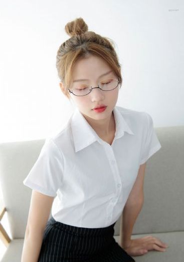 高草丛中_国产剧电影完整版在线观看