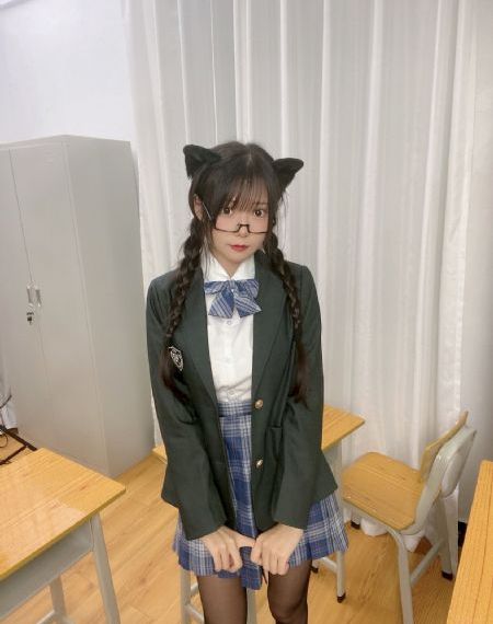 变成黑皮辣妹后和朋友做了第二季_不卡在线观看