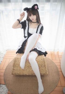 丰满女老板bd高清2_HD高清免费观看