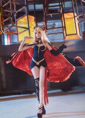女巨人也要谈恋爱2_DVD高清电影在线